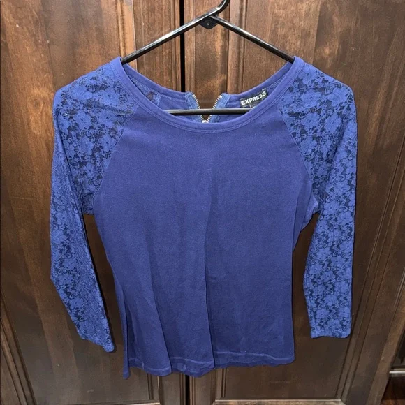 Express Women's Navy Lace Sleeve Long Sleeve Top - Picture 1 of 4